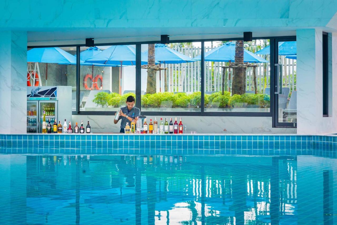 Bluesotel Smart Krabi Aonang Beach - Adults Only Ao Nang Dış mekan fotoğraf